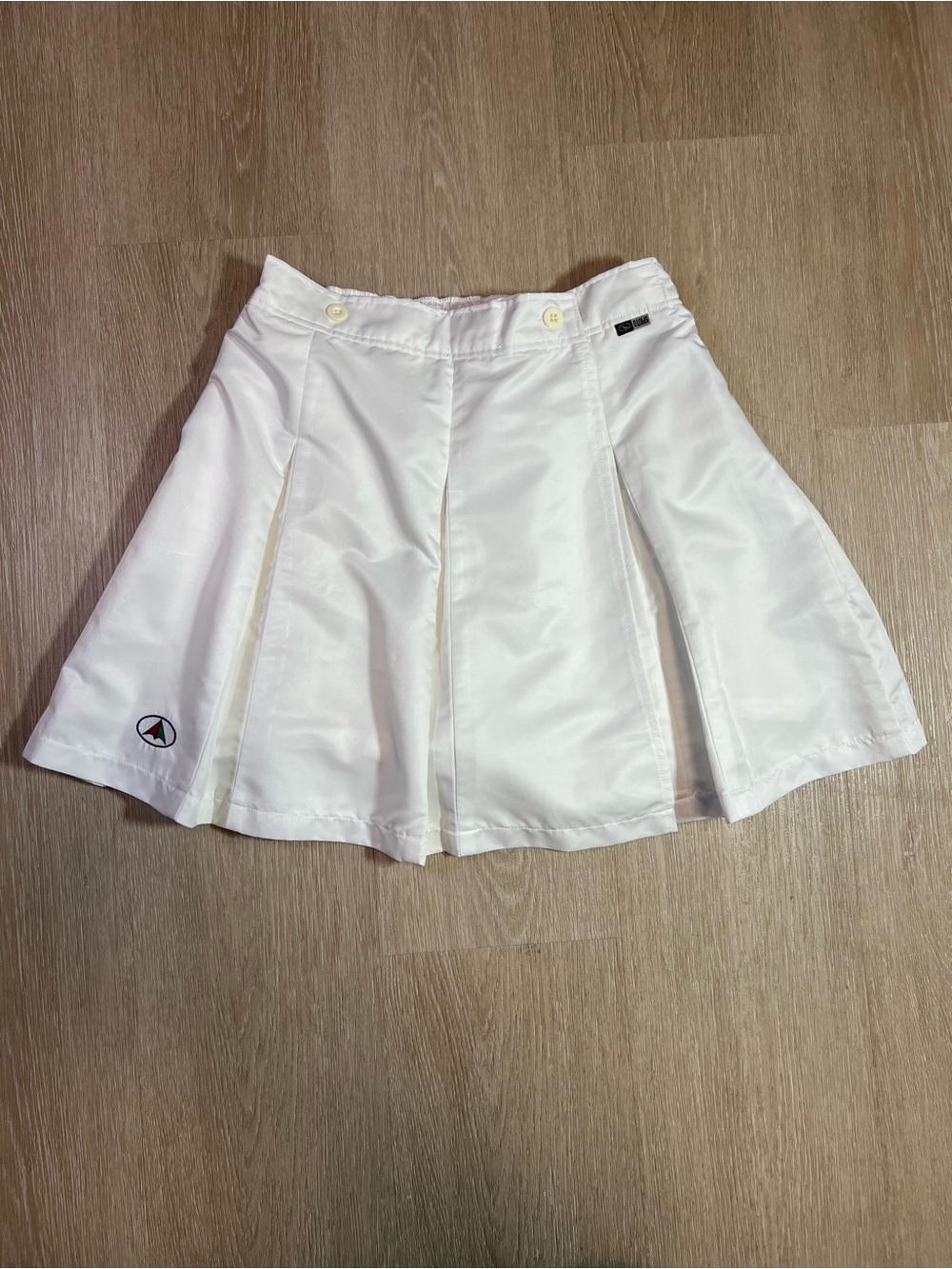 White Pleated Athletic Tennis Sporty Skort Minimalist Chic